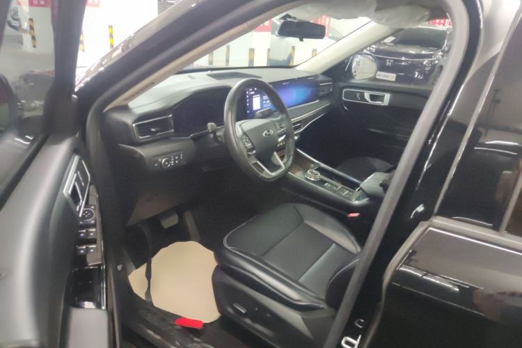 Used Ford Explorer 2023 EcoBoost 285 Rear-Drive Stylish Edition 6 Seats Left Front Seat