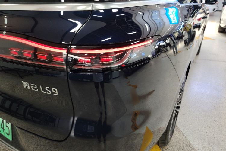 Used IM LS9 2026 Model 52 Ultra Exterior 3