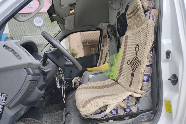 Used Foton Scenic G7 2015 2.0L Commercial Version Long Wheelbase High Roof – 486EQV4