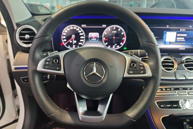 Used Mercedes-Benz E-Class 2018 Facelift E 200 L Sport 4MATIC