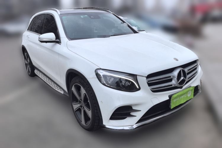 Used Mercedes-Benz GLC 2019 GLC 300 L 4MATIC Dynamic Model Front Right 45 Deg
