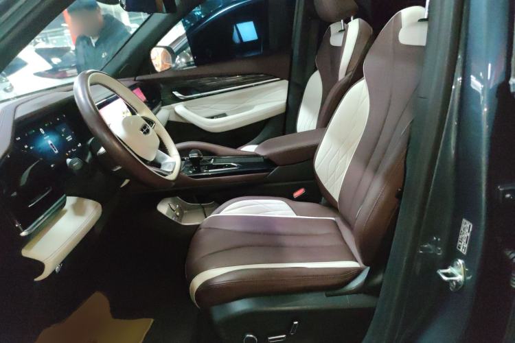 Used Geely Auto Monjaro L 2024 2.0TD High-Power Automatic Two-Wheel Drive Yunqi Version