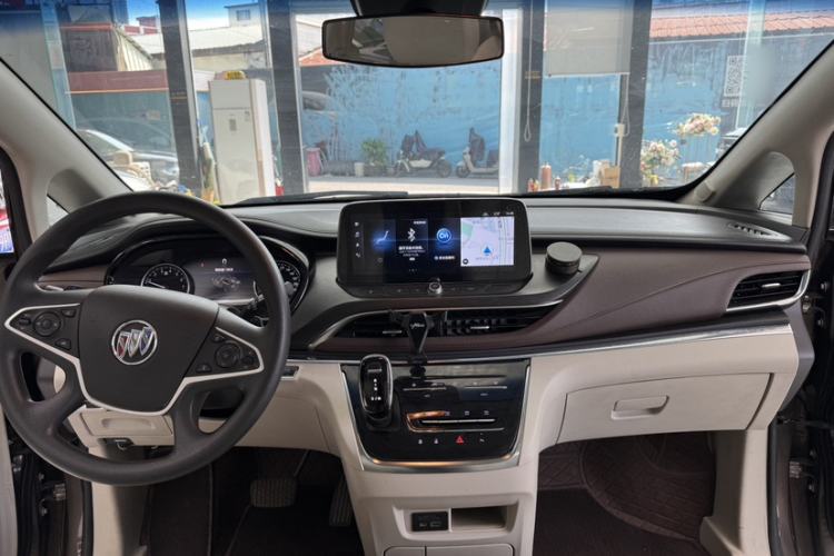 Used Buick GL8 2023 Land Executive Class Smart Enjoyment Model
