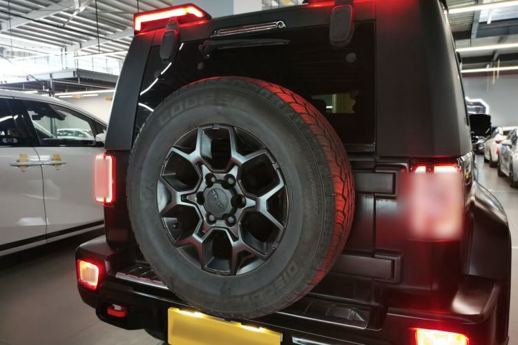 Used BAIC Off-Road BJ40 2023 2.0D Automatic Four-Wheel Drive Blade Hero Edition Adventurer Type
