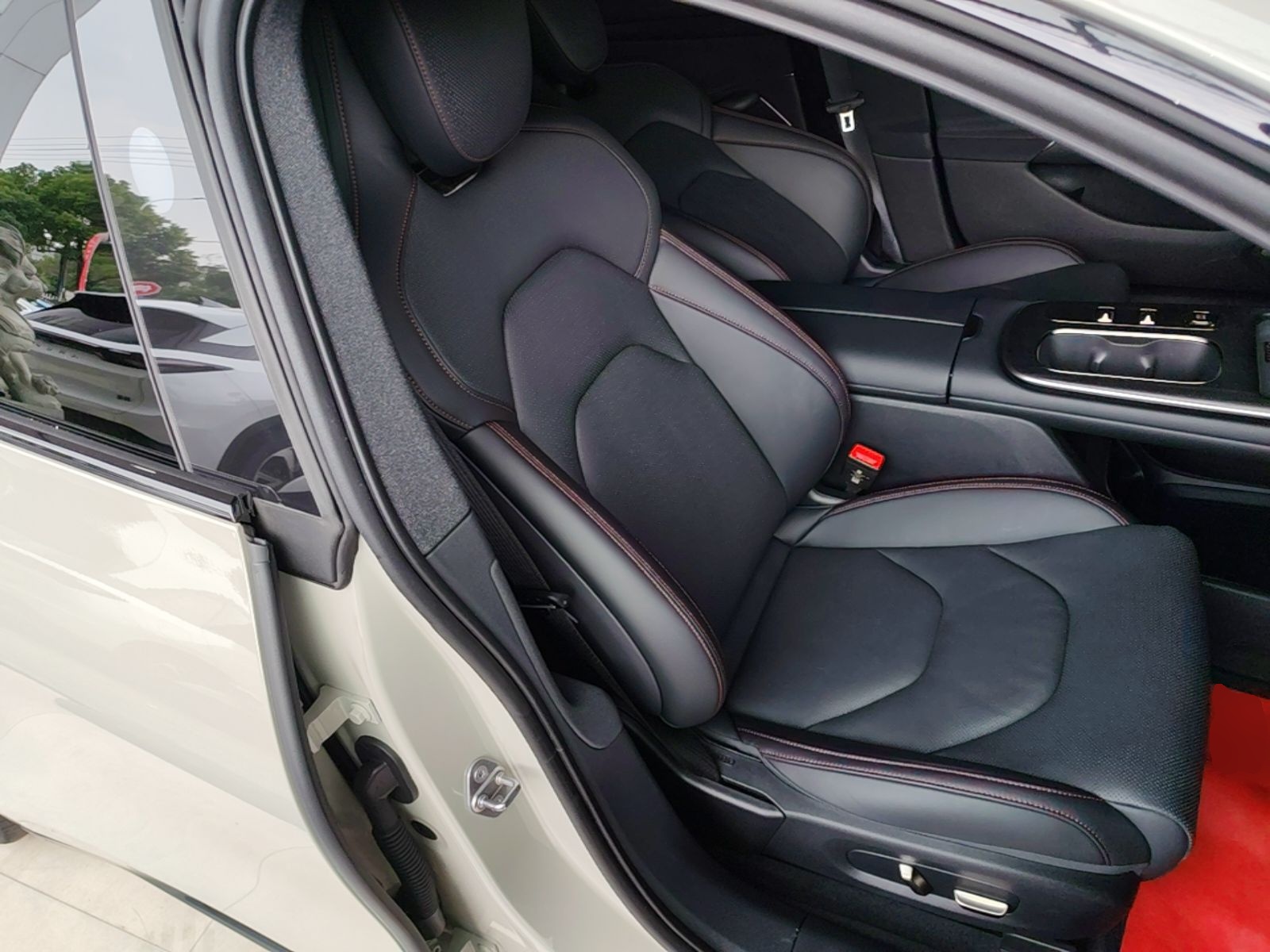 Xiaomi Auto SU7 2024 Rear-Drive Ultra-Long Range Advanced Pro-Level Intelligent Driving Version — снимка 19