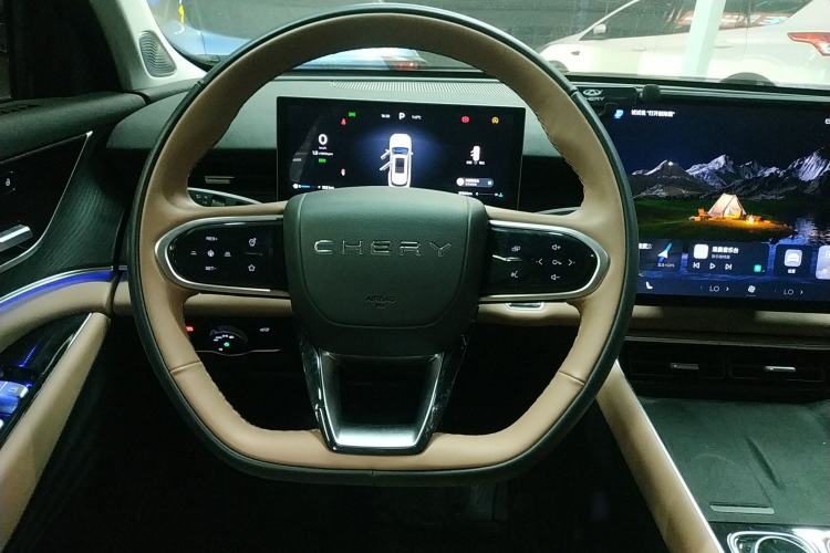 Used Chery Tiggo 8 L 2024 2.0T Two-Wheel Drive Luxury Edition 5 Seats