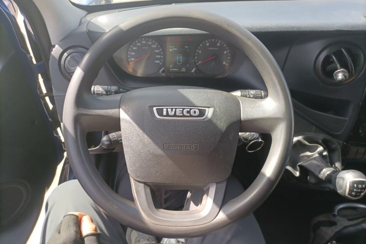 Used Iveco Eurocargo 2021 2.0T Manual Super Rui Short Wheelbase High-Roof Manual Door F1A