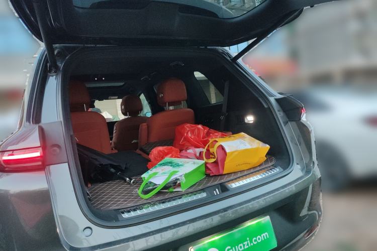 Used Li Auto L8 2023 Pro Model