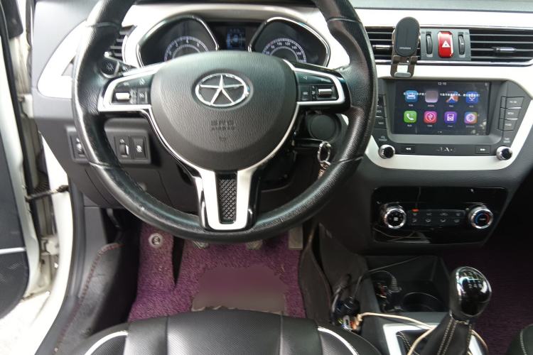 Used JAC Group Refine S2 2015 1.5L Manual Luxury Smart Model Steering Wheel