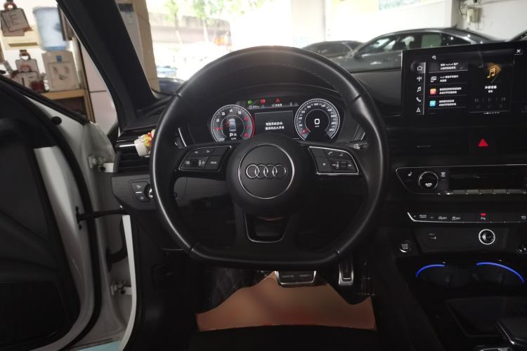 Used Audi A4L 2023 40 TFSI Luxury Dynamic Model