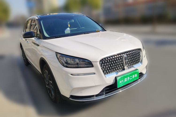 Used Lincoln Corsair 2022 2.0T Two-Wheel Drive Deluxe Edition Front Right 45 Deg