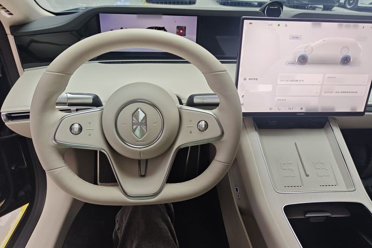 Used Hima S9T 2025 Model Range-Extended Max Long-Range Version Steering Wheel