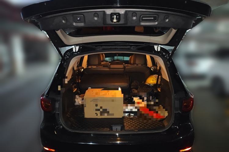 Used Infiniti QX60 2018 2.5 S/C Hybrid Two-Wheel-Drive Champion Family Edition
