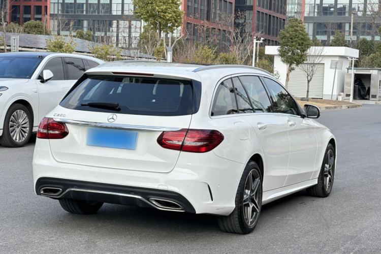 Used Mercedes-Benz C-Class 2019 C 260 Estate Exterior 3
