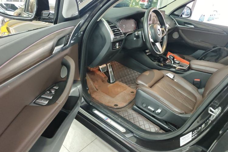 Used BMW X3 2022 xDrive30i Luxury Model M Night Sky Package Driver Seat