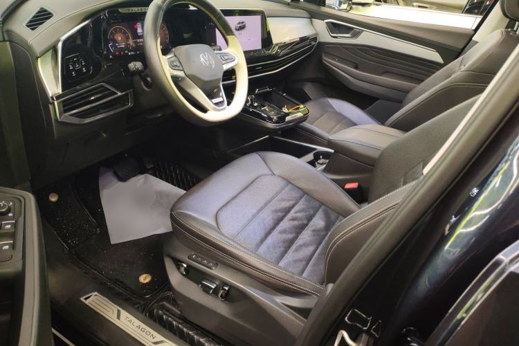 Used Volkswagen Talagon 2022 380TSI All-Wheel-Drive Luxury Prestige Pro 7-Seater
