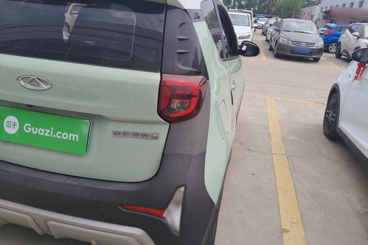 Used Chery Little Ant 2022 Revised Version Sweet Pink Edition Half-Sugar Version Lithium Iron Phosphate 30.7 kWh 30 kW 301 km Exterior 3