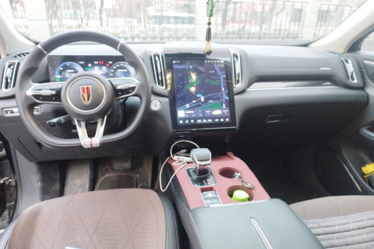 Used Hongqi HS3 PHEV 2025 Model 117km Jingwei Edition Center Console