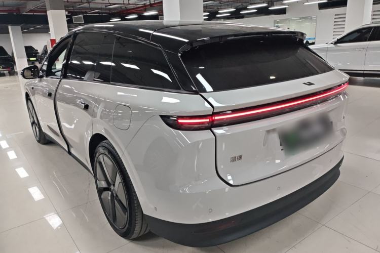 Used Li Auto i6 2025 Model Two-Wheel-Drive Standard Type