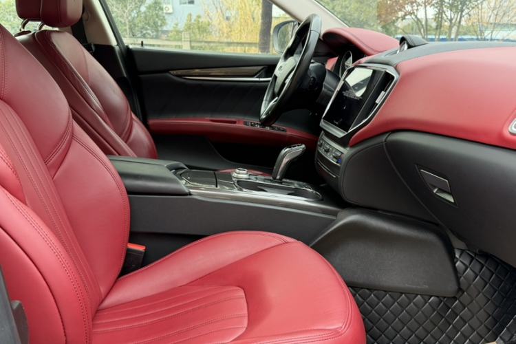 Used Maserati Ghibli 2021 2.0T Sharp Edition