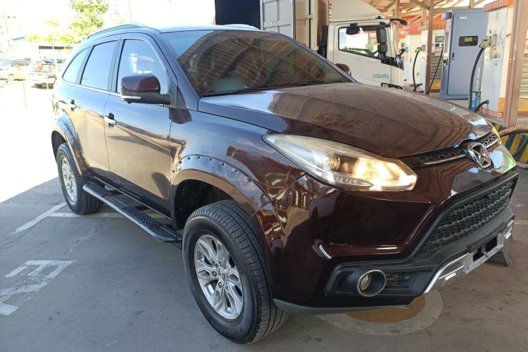 Used JMC Yusheng S350 2017 2.0T Automatic 2WD Diesel Luxury Version with Sunroof 5 Seats
