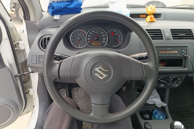 Used Suzuki Swift 2014 1.3L Manual Standard Edition
