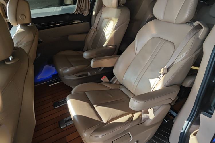 Used Buick GL8 2018 ES 28T Premium Model China VI Standard
