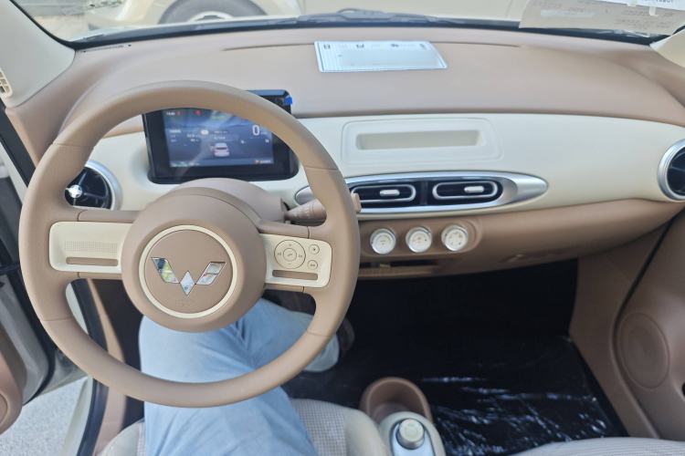 Used Wuling Hongguang MINIEV 2025 Four-Door Version Advanced Edition