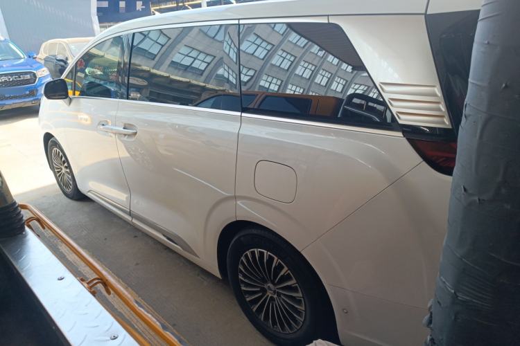 Used Denza D9 2022 DM-i 970 Four-Wheel Drive Flagship Model