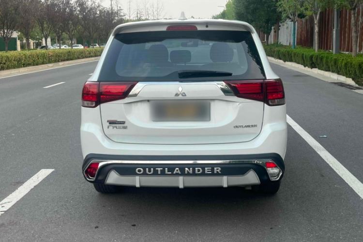 Used Mitsubishi Outlander 2021 Revised Version 2.0L Two-Wheel Drive Comfort Edition 5 Seats
