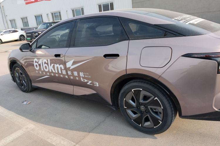 Used Toyota bZ3 2023 616 km Long-Range Premium