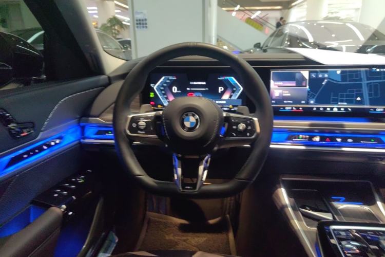 Used BMW 7 Series 2023 735Li M Sport Package Steering Wheel