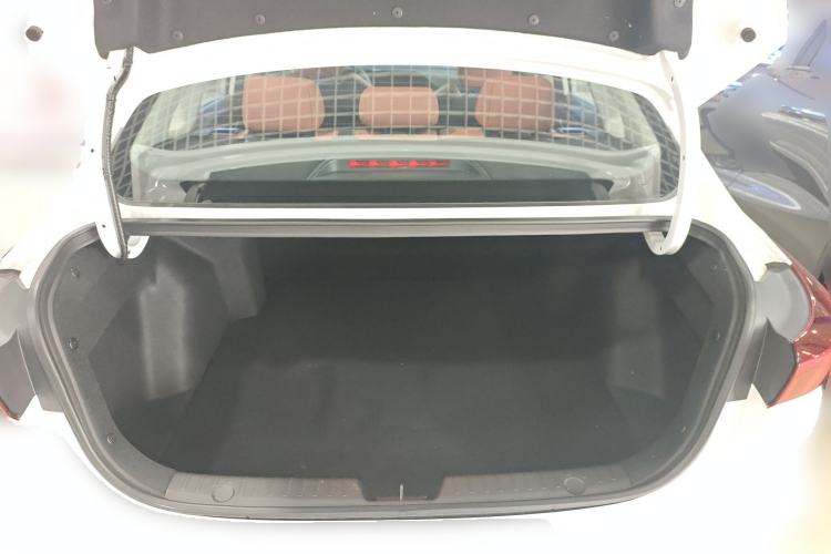 Used CHANGAN Eado 2023 Changan Edition PLUS Blue Whale NE 1.4T GDI DCT Prestige Version Trunk