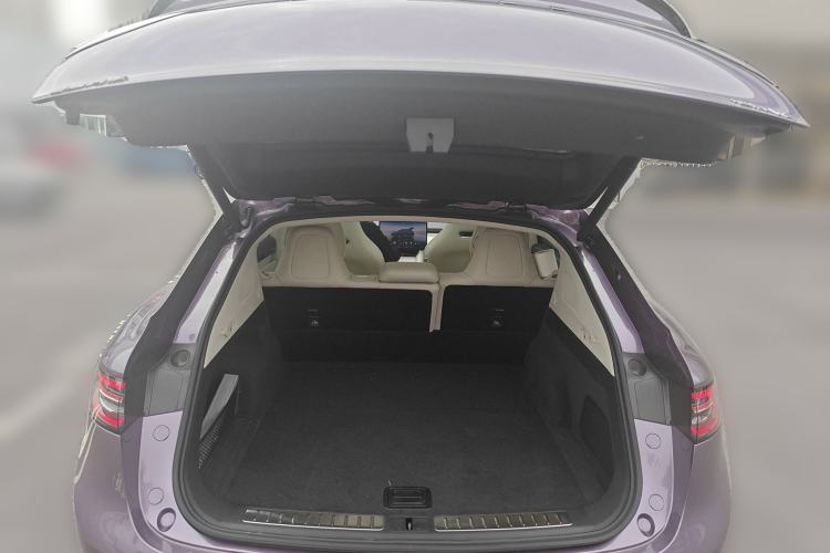 Used Hima Luxeed R7 2025 Range-Extended Version 251 km Max
