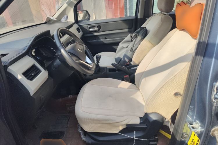 Used Wuling Hongguang PLUS 2019 1.5T Manual Comfort Version 7 Seats