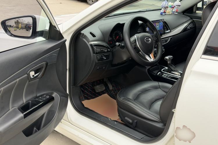 Used GAC Trumpchi GA6 2016 235T DCT Elite Edition Driver Seat