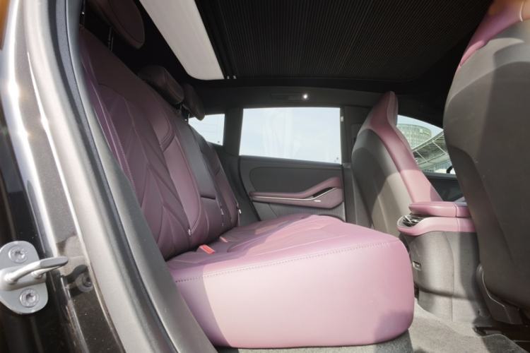 Used Nio ET5T 2025 75 kWh Touring Interior 5