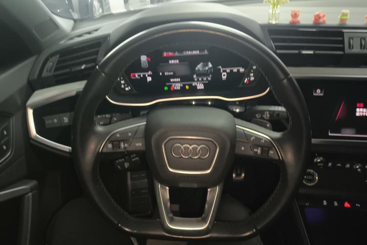 Used Audi Q3 2025 quattro 45th Anniversary Edition 35TFSI Fashionable and Dynamic Model