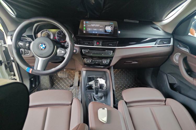 Used BMW X1 2022 sDrive25Li Leading Model Center Console