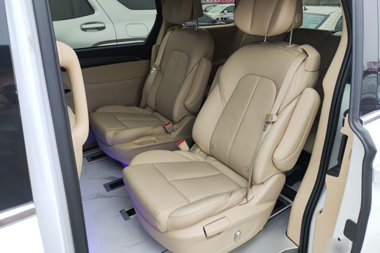 Used Buick GL8 2023 ES Lu Zun Deluxe Model