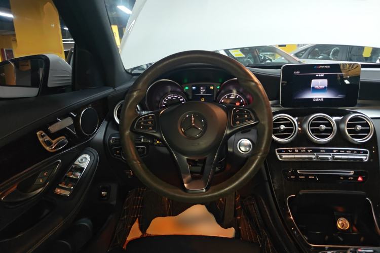Used Mercedes-Benz GLC 2018 Facelifted GLC 260 4MATIC Dynamic Edition Steering Wheel