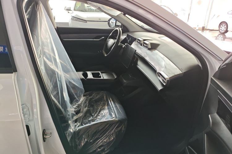 Used Dongfeng Aeolus SKY EV01 2025 530 km AIR Elite Edition
