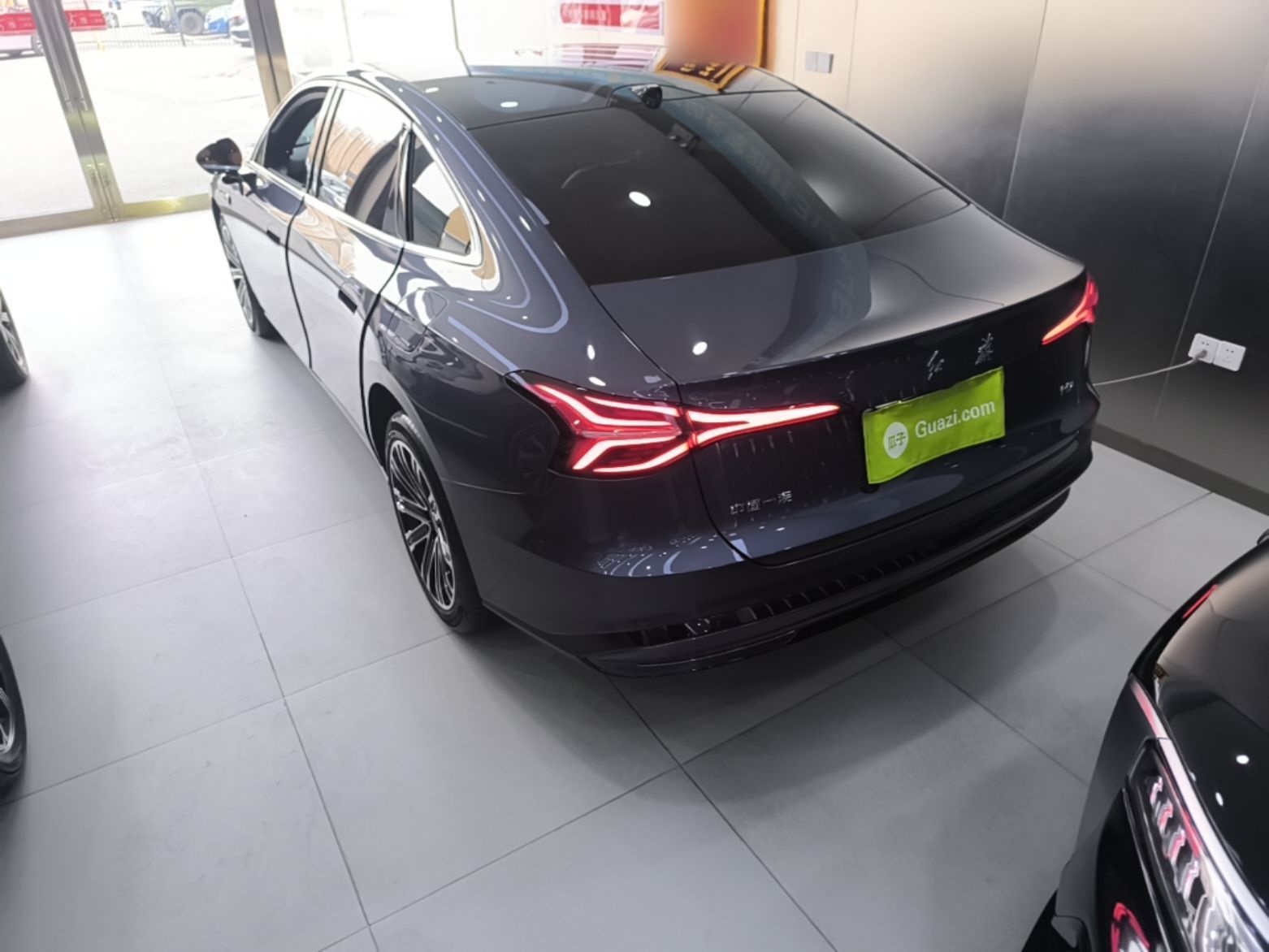 Hongqi H7 PHEV 2026 Model 240 Intelligent Hybrid — снимка 4