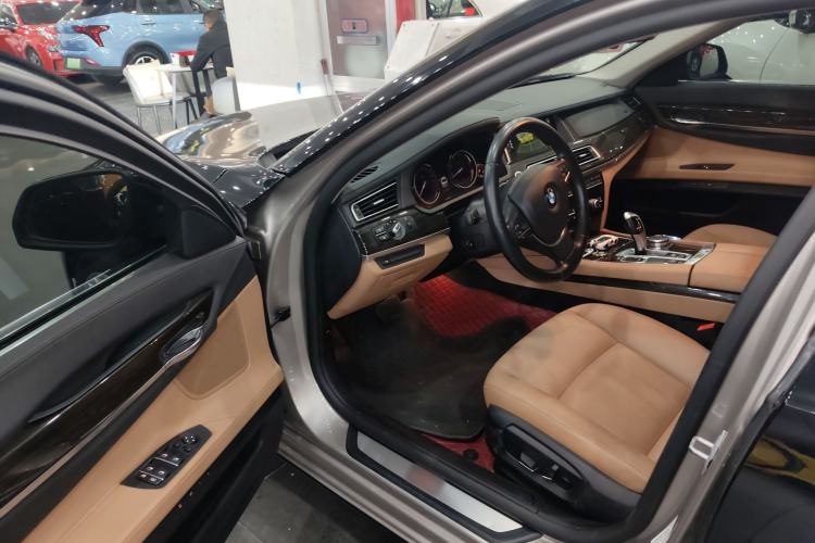 Used BMW 7 Series 2014 730Li Premium Edition
