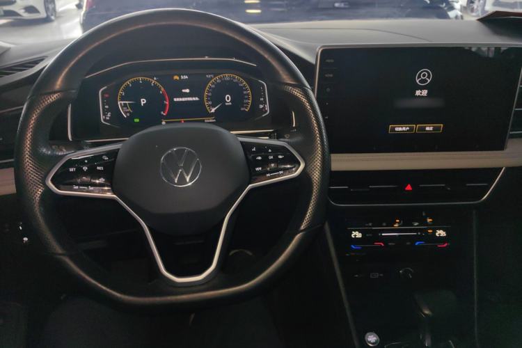 Used Volkswagen Tiguan L 2023 330TSI Automatic Two-Wheel Drive Smart Edition