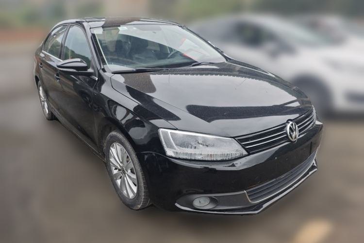 Used Volkswagen Sagitar 2014 1.6L Automatic Comfort Model Front Right 45 Deg