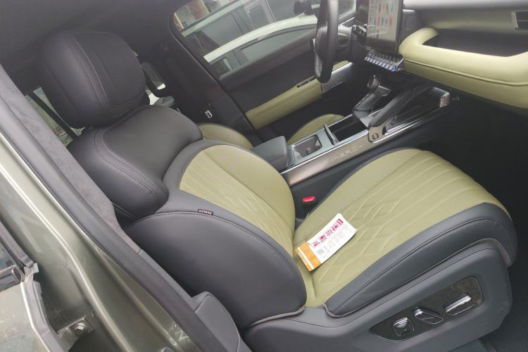 Used Brave warrior M817 2025 Model, Pro Right Front Seat