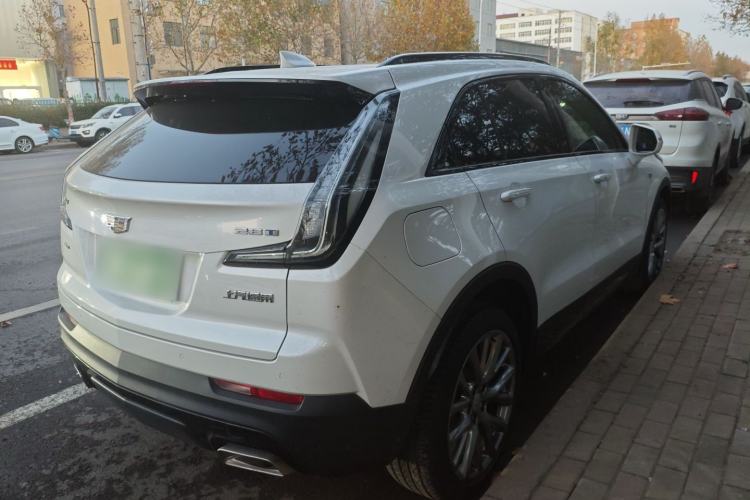 Used Cadillac XT4 2022 28T Four-Wheel Drive Platinum Edition