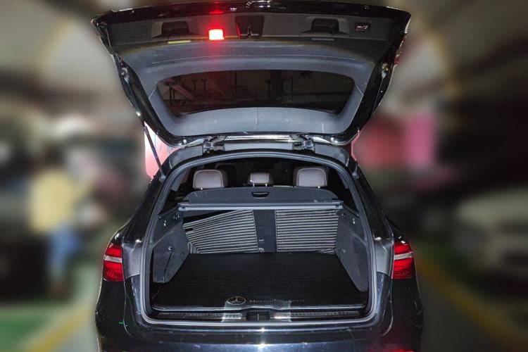 Used Mercedes-Benz GLC 2018 Facelifted GLC 260 4MATIC Dynamic Edition Trunk