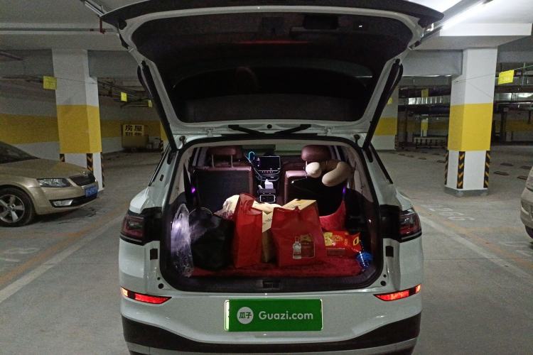 Used Volkswagen ID.6 X 2023 Ultra-Intelligent Long-Range Version
